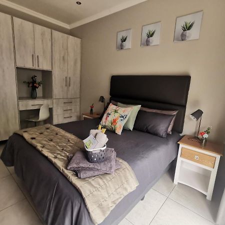 Utopia Guest House Alberton Εξωτερικό φωτογραφία